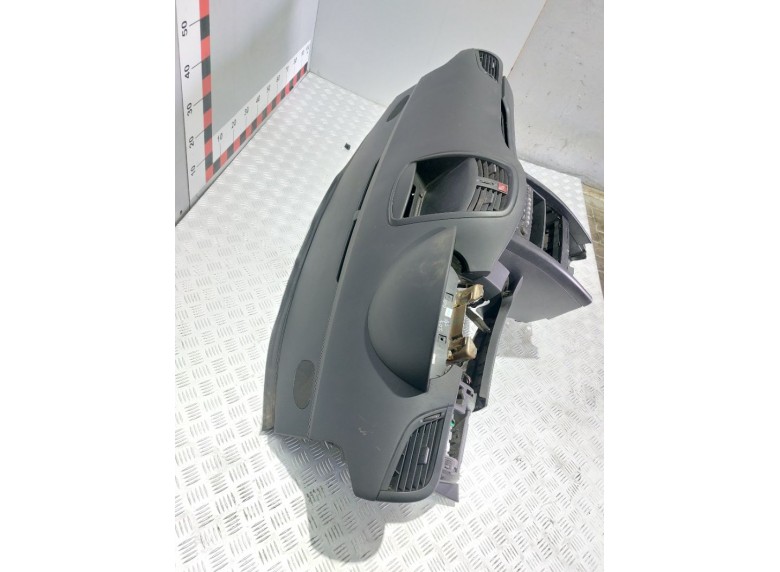 Панель передняя салона (торпедо) к Панель передняя салона (торпедо) к Peugeot 207 undefined г. 207