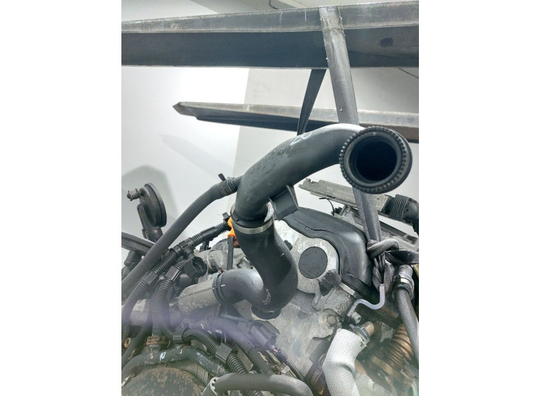 Патрубок радиатора к Volkswagen Touareg, 2004г.