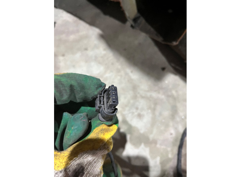 Разъем (фишка) проводки к BMW 3 F30/F31/GT F34, 2017г.