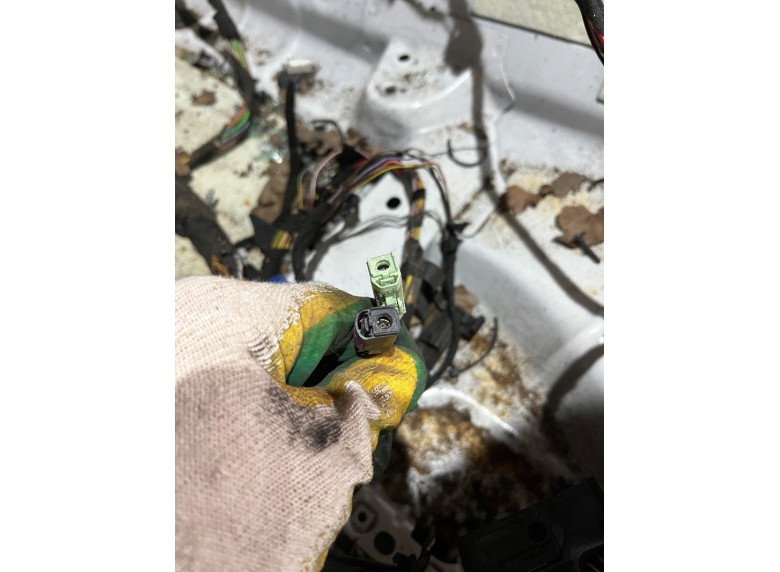 Разъем (фишка) проводки к BMW 3 F30/F31/GT F34, 2017г.