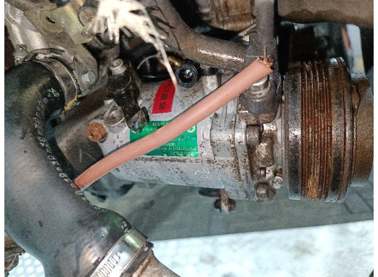 Компрессор кондиционера к BMW 5 E39, 2002г.