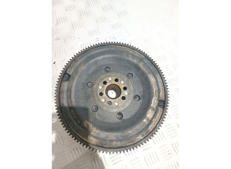 Маховик к Volkswagen Passat, 2002г.