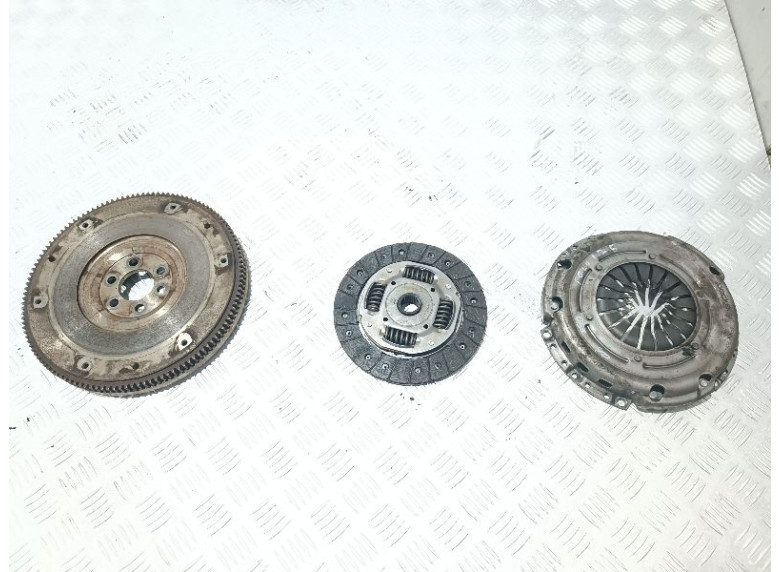Комплект сцепления к Volkswagen Polo, 2005г.