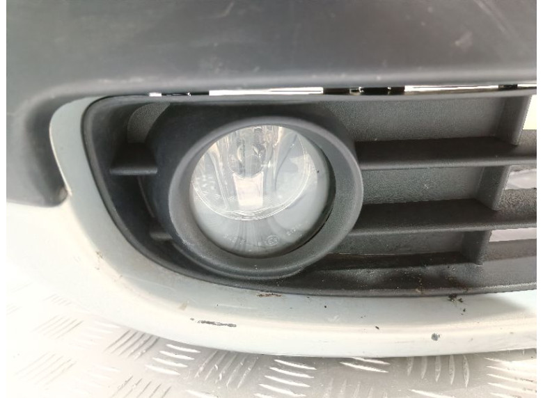 Фара противотуманная правая к Renault Scenic, 2004г.