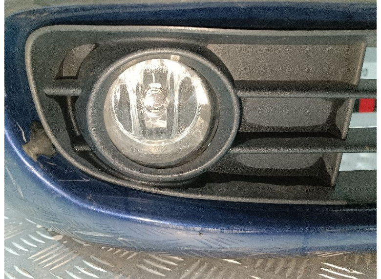 Фара противотуманная правая к Renault Scenic, 2004г.