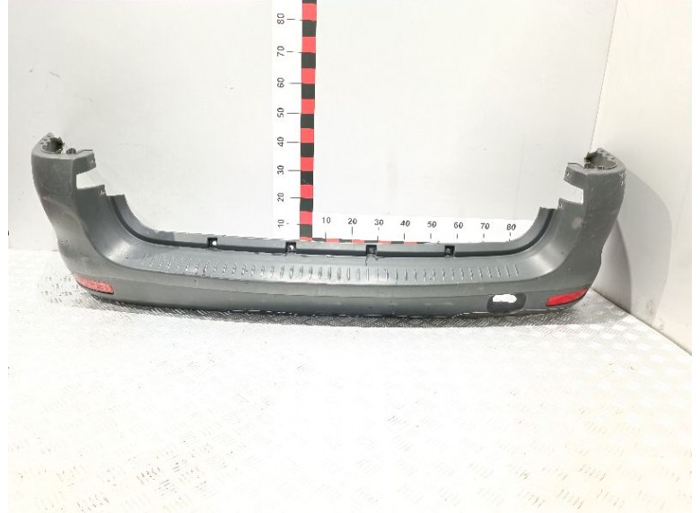 Бампер задний к Dacia Logan