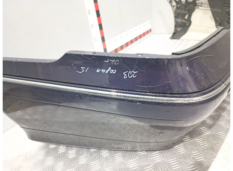 Бампер задний к Mercedes C W203, 2002г.