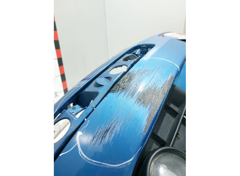 Бампер передний к Volkswagen Golf, 2005г.