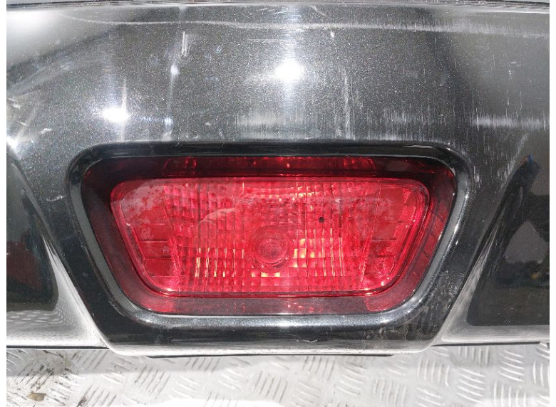 Фонарь противотуманный центральный к SsangYong Tivoli, 2015г.