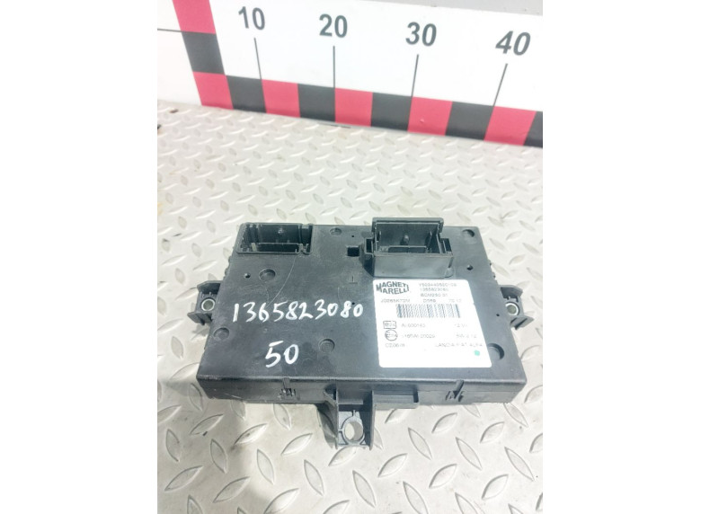 Блок предохранителей к Fiat Ducato, 2011г.