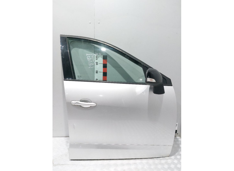 Ручка наружная передняя правая к Renault Grand Scenic, 2011г.