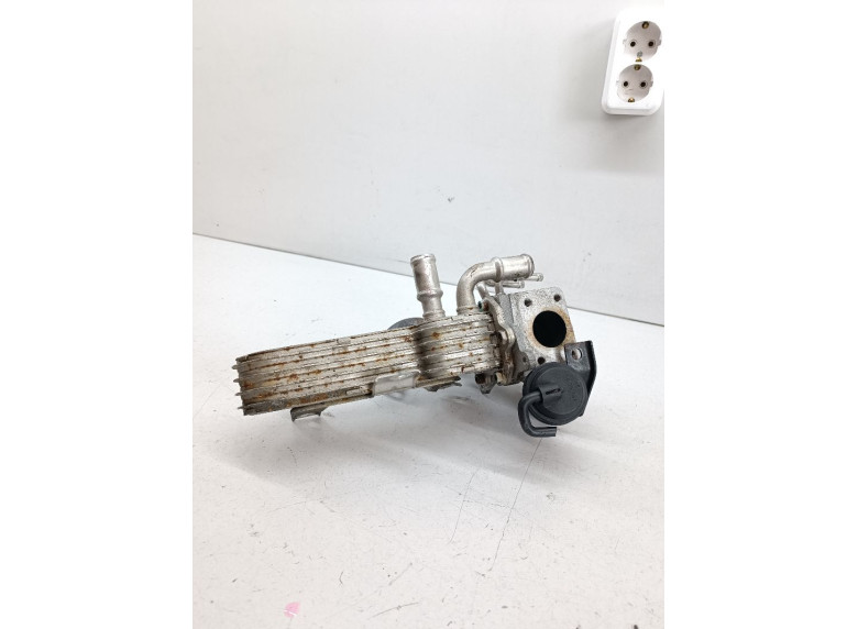 Охладитель отработанных газов к Volkswagen Passat, 2007г.