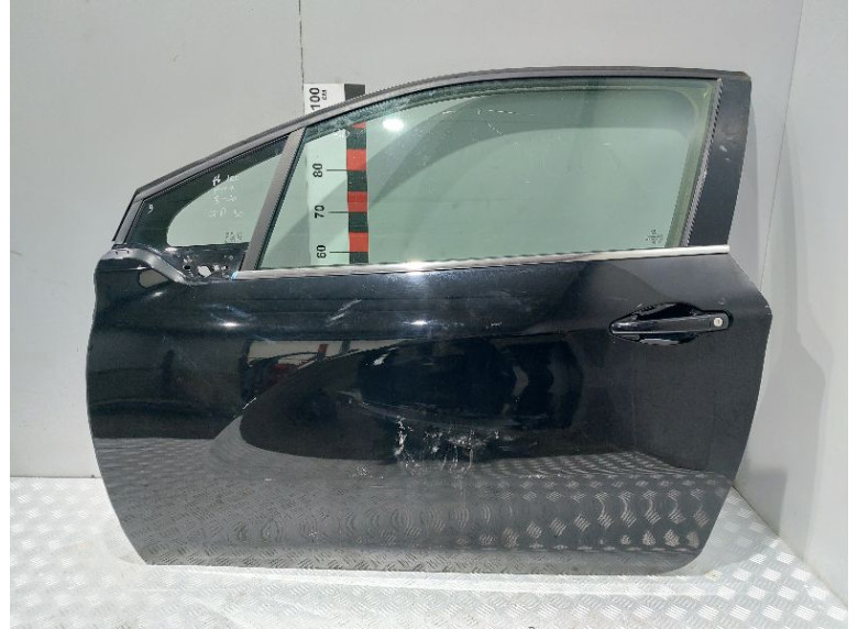 Ручка наружная передняя левая к Peugeot 208, 2014г.