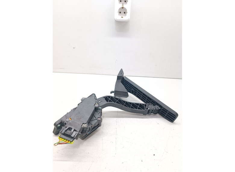 Педаль газа к SsangYong Tivoli, 2016г.