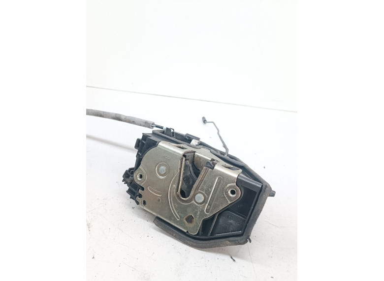 Замок двери передней левой к BMW 1 E87/E81/E82/E88, 2006г.