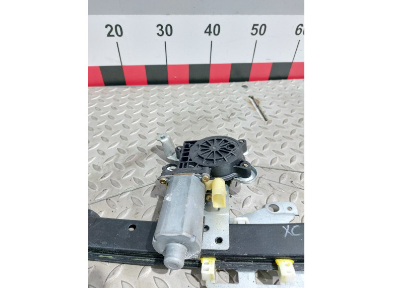 Стеклоподъемник электрический задний левый к Стеклоподъемник электрический задний левый к Volvo XC70 undefined г. XC70