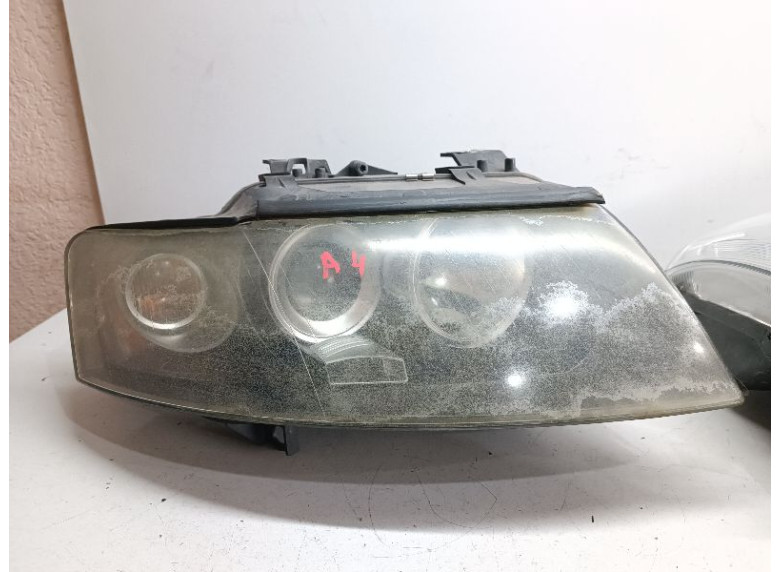 Фара правая к Audi A4, 2004г.