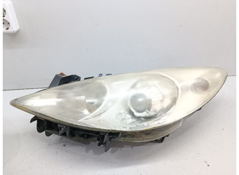 Фара левая к Peugeot 307CC