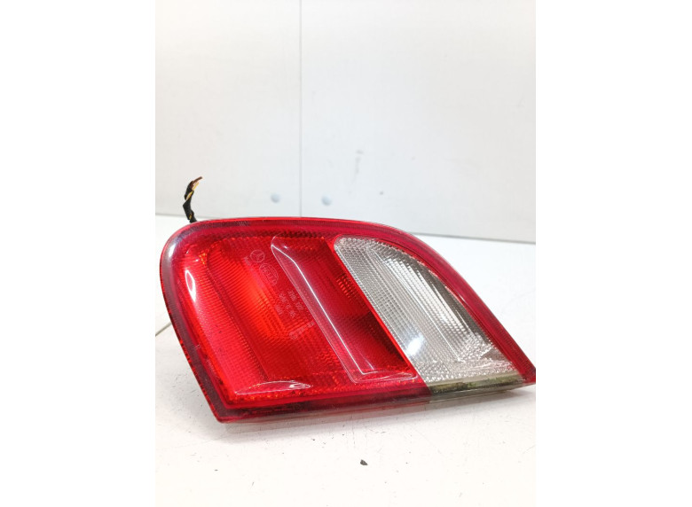 Фонарь крышки багажника правый к Mercedes CLK W208, 1999г.