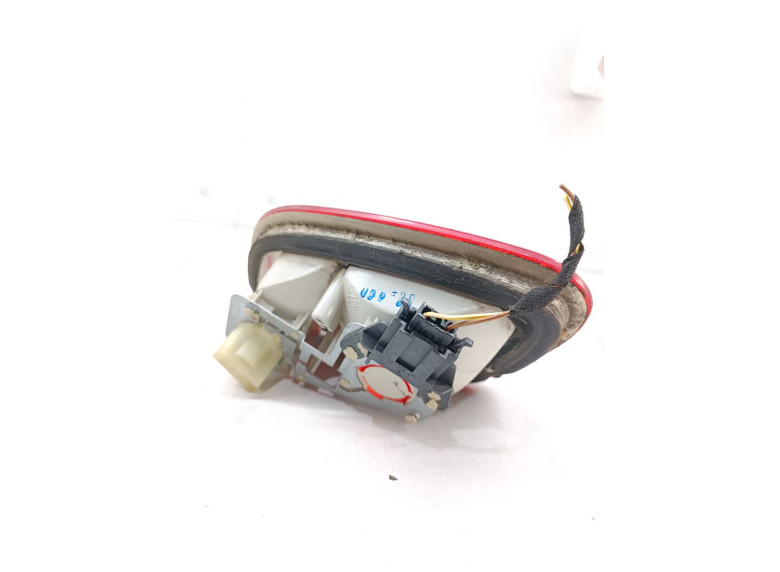 Фонарь крышки багажника правый к Mercedes CLK W208, 1999г.