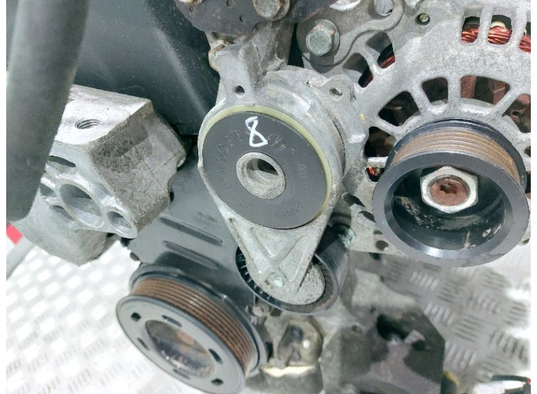 Натяжитель ремня генератора к Audi A3, 1999г.