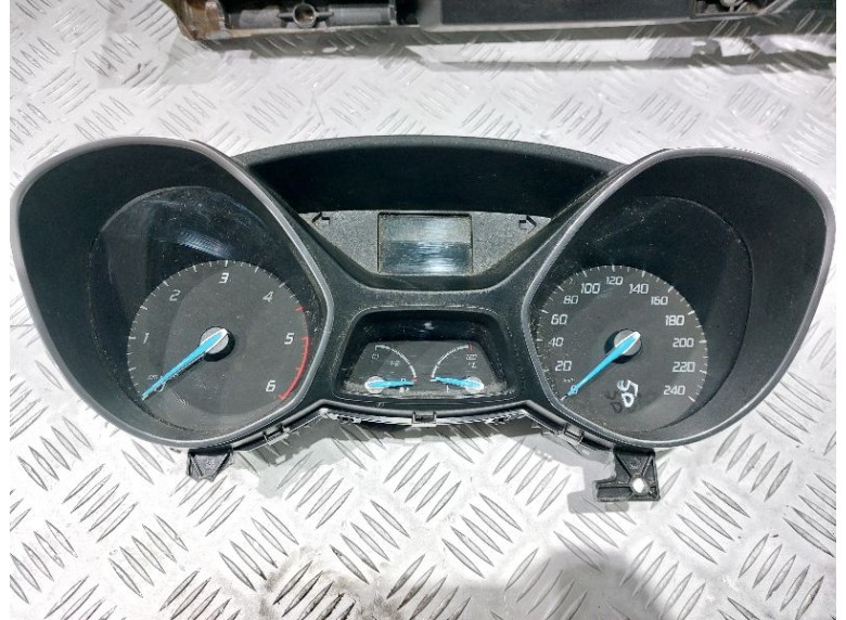 Щиток приборов (приборная панель) к Ford C-Max