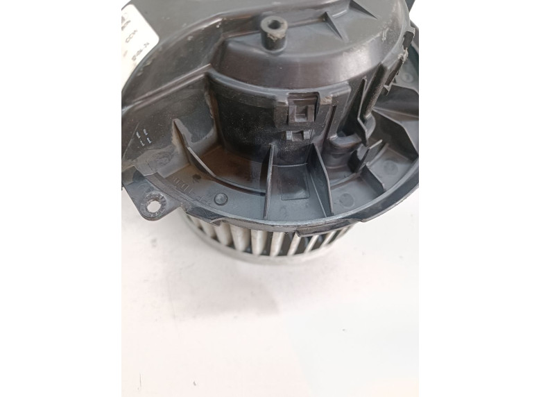 Моторчик печки к Volkswagen Up, 2013г.