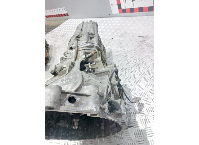 КПП механическая (МКПП) к Audi A4, 2003г.