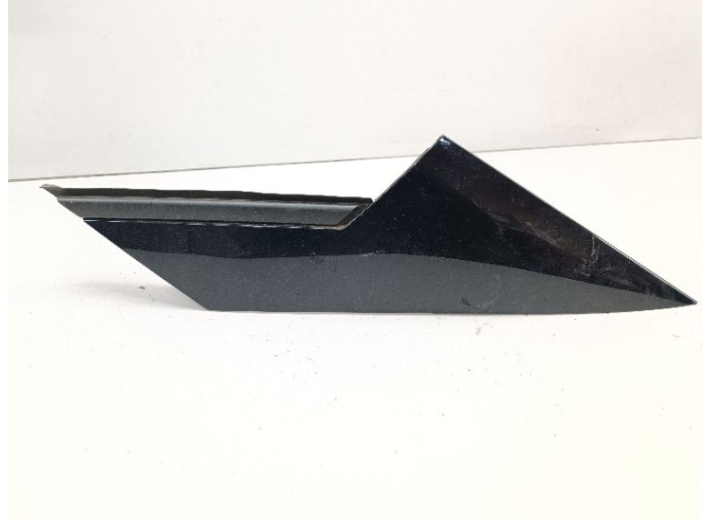 Молдинг крыла заднего левого к Opel Astra, 2018г.