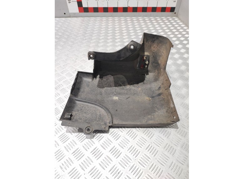 Клык бампера задний правый к Клык бампера задний правый к Renault Master undefined г. Master