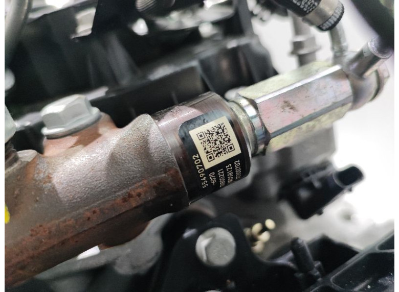 Топливная рампа к Opel Astra, 2018г.