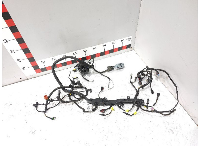 Проводка двигателя к Opel Astra, 2018г.