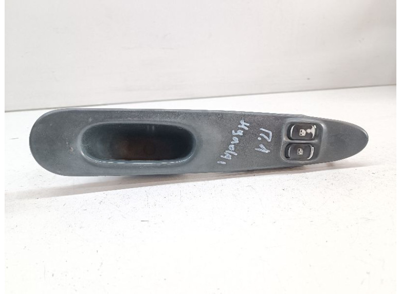 Блок управления стеклоподъемниками к Hyundai Lantra, 1997г.