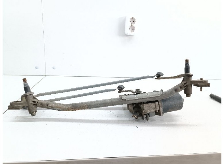 Механизм стеклоочистителя (трапеция дворников) к Ford Mondeo