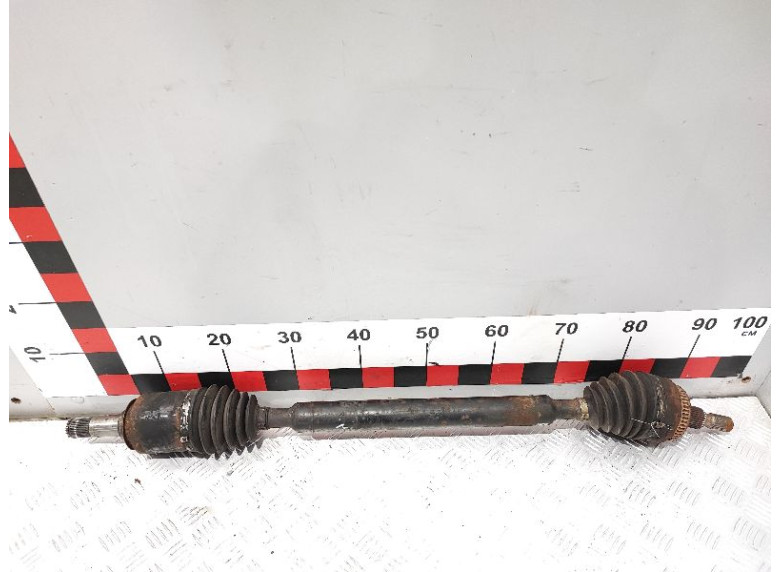 Полуось передняя правая (приводной вал, ШРУС) к Mercedes ML W163, 2001г.