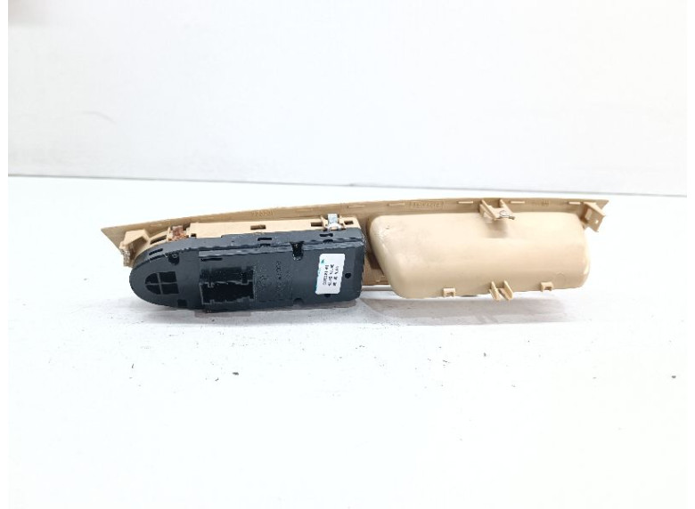 Блок управления стеклоподъемниками к BMW X6, 2008г.
