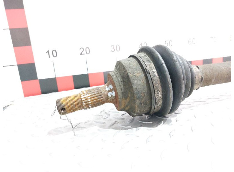 Полуось передняя левая (приводной вал, ШРУС) к Citroen C4 Picasso, 2006г.