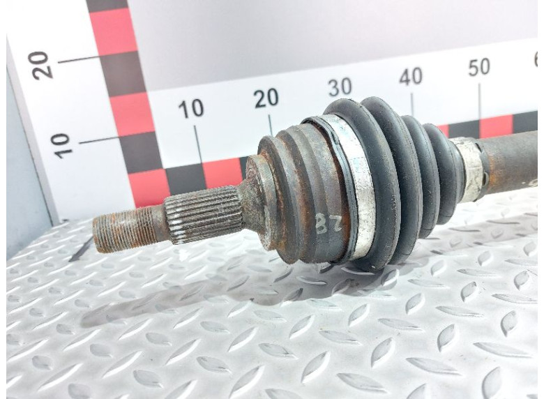 Полуось передняя левая (приводной вал, ШРУС) к Citroen C4 Picasso, 2015г.