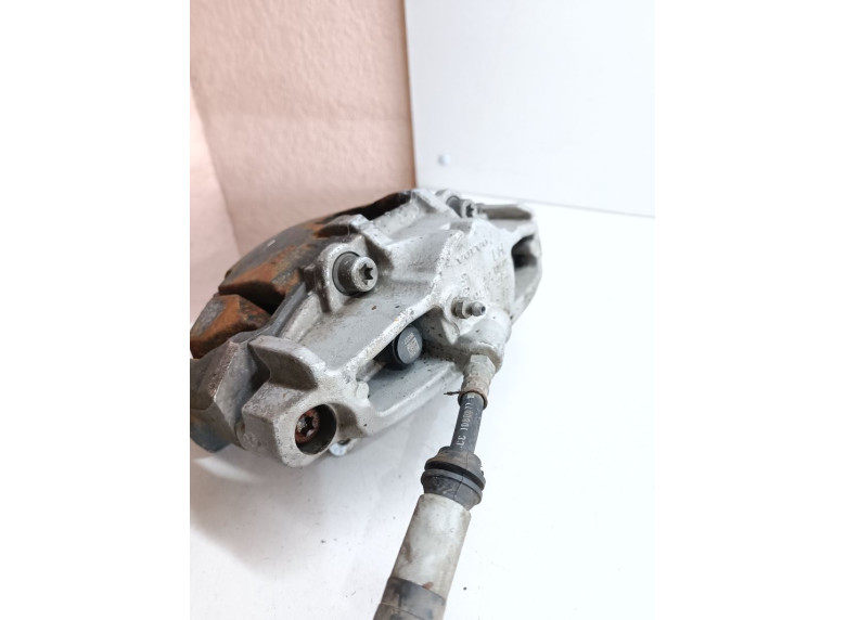 Суппорт передний левый к Суппорт передний левый к Volvo XC70 undefined г. XC70