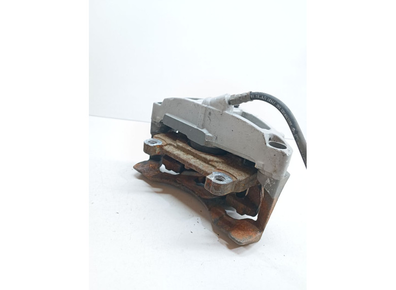 Суппорт передний правый к Суппорт передний правый к Volvo XC70 undefined г. XC70