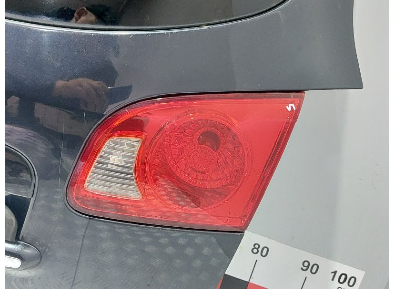 Фонарь крышки багажника правый к Hyundai Santa Fe