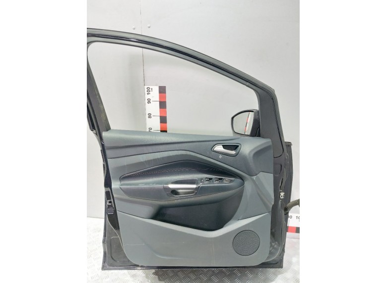 Обшивка двери передней левой (дверная карта) к Ford C-Max