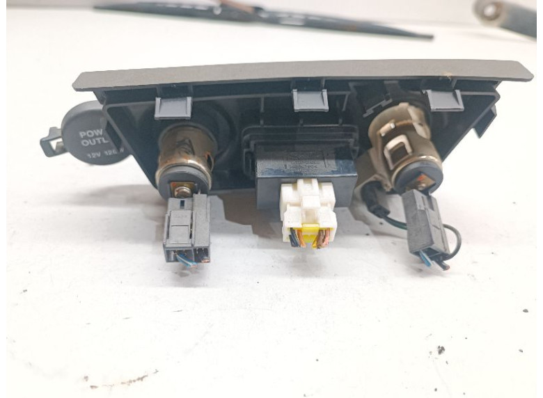 Разъем AUX / USB к Hyundai Elantra, 2007г.