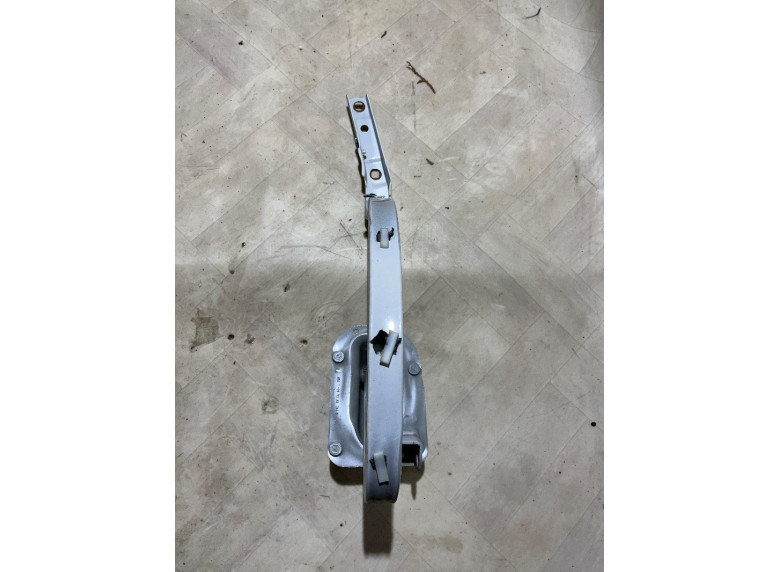 Петля крышки багажника к BMW 3 F30/F31/GT F34, 2017г.