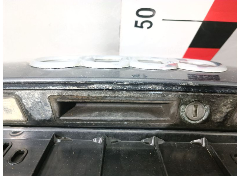 Накладка подсветки номера к Audi A4, 2004г.
