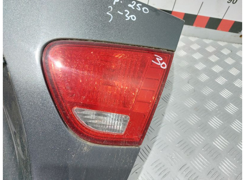 Фонарь крышки багажника правый к Hyundai Elantra