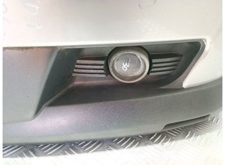 Фара противотуманная левая к Chevrolet Evanda, 2006г.