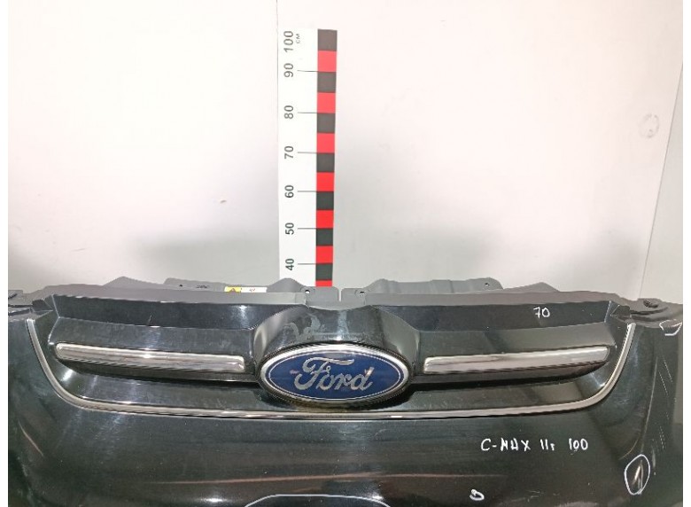 Решетка радиатора к Ford C-Max