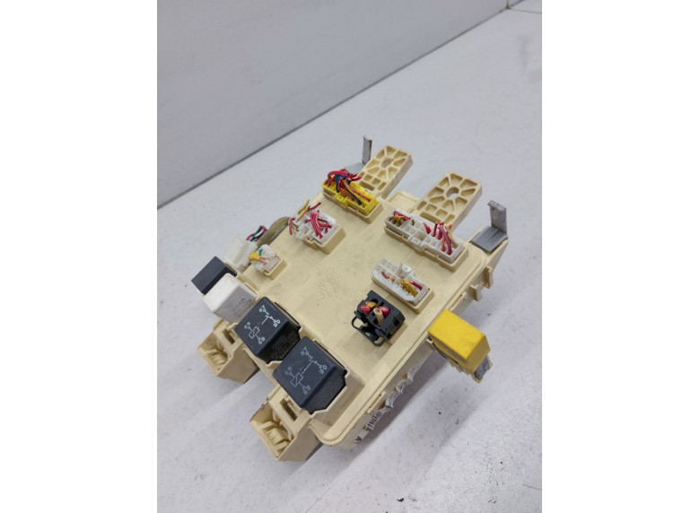 Блок предохранителей к Блок предохранителей к Hyundai Elantra undefined г. Elantra