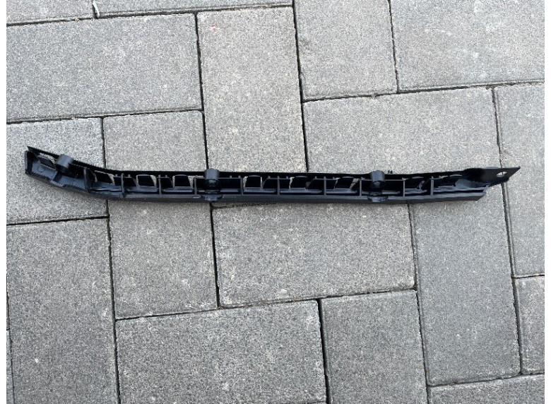 Кронштейн крепления бампера заднего к Mercedes C W204, 2011г.